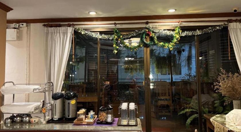Ritzy House Hotel Chumphon Zewnętrze zdjęcie