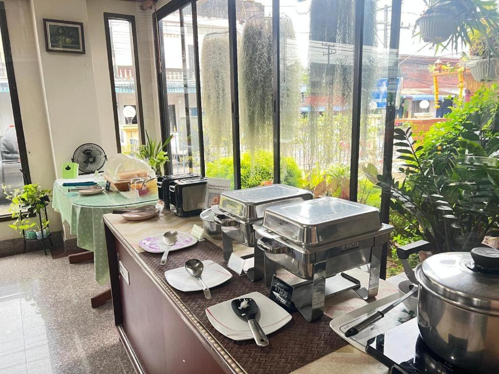 Ritzy House Hotel Chumphon Zewnętrze zdjęcie