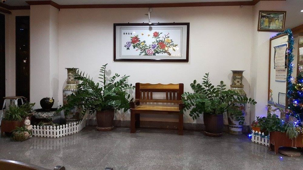 Ritzy House Hotel Chumphon Zewnętrze zdjęcie